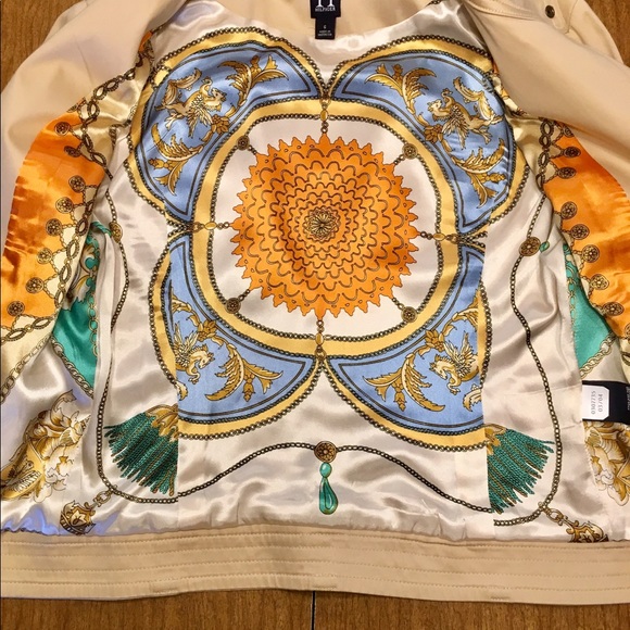 Hilfiger tan women’s jacket size 6 - unique - Picture 3 of 5